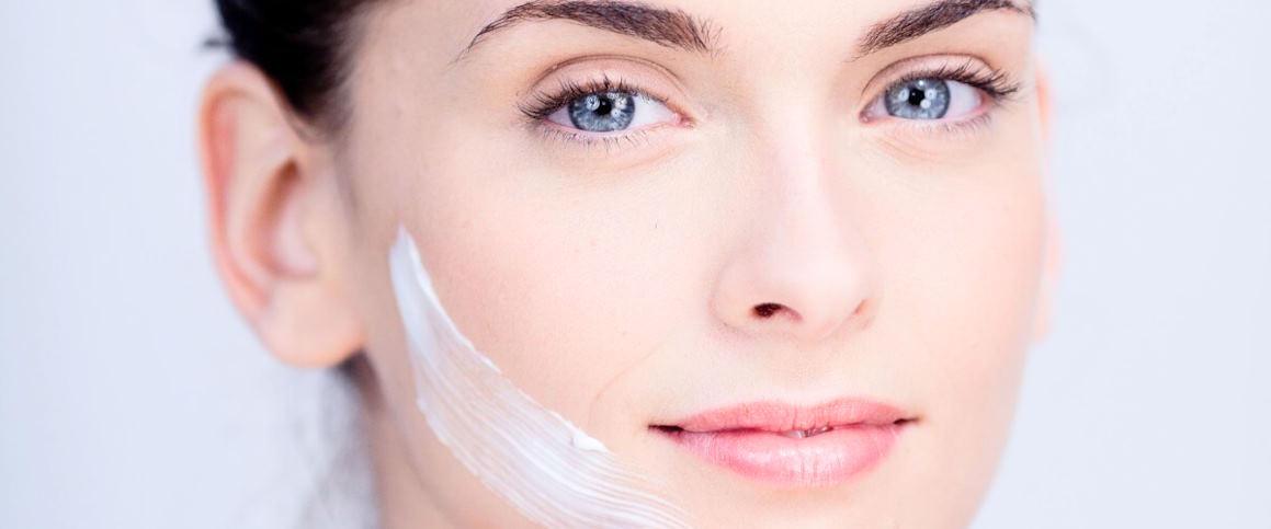 choosing cosmetics for sensitive skin